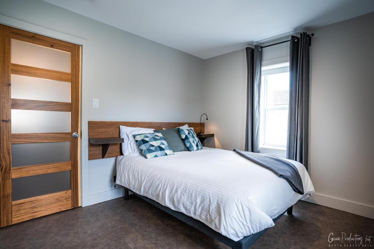 Morel Executive Suites Едмундстон Екстер'єр фото