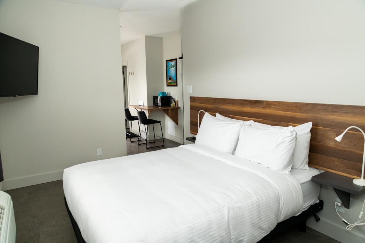 Morel Executive Suites Едмундстон Екстер'єр фото